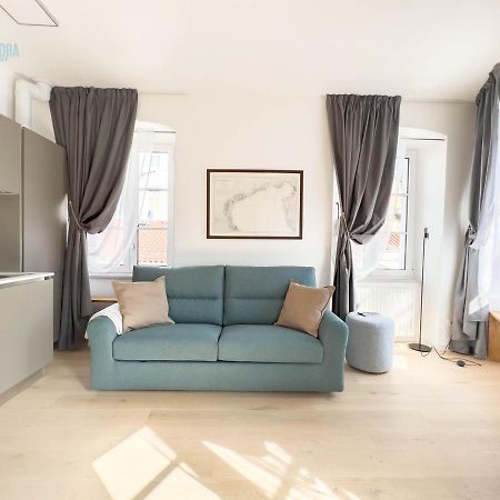 Corridoni 2E Tirabora Short Rent Appartement Triëst Buitenkant foto